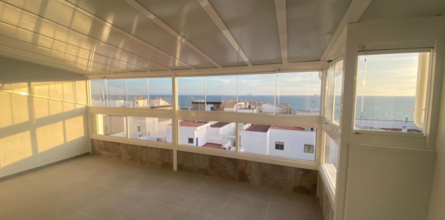 Attico a Torrevieja, Alicante, Spagna 2 camere da letto, 82 mq. N° 147315