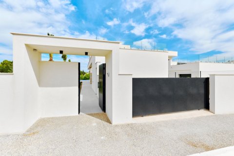 House for sale in Orihuela, Alicante, Spain 3 bedrooms, 143 sq.m. No. 175764 - photo 24