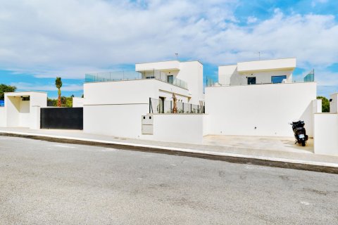 House for sale in Orihuela, Alicante, Spain 3 bedrooms, 143 sq.m. No. 175764 - photo 27
