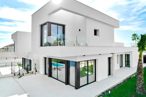 House for sale in Orihuela, Alicante, Spain 3 bedrooms, 143 sq.m. No. 175764 - photo 30