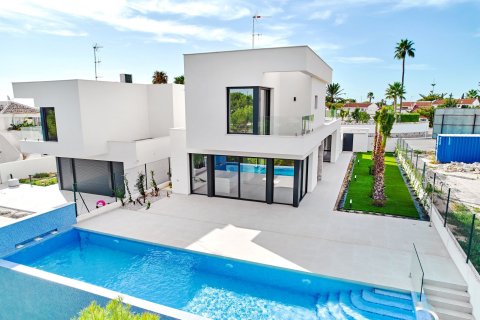 House for sale in Orihuela, Alicante, Spain 3 bedrooms, 143 sq.m. No. 175764 - photo 7