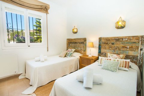 Villa à vendre à Calpe, Alicante, Espagne, 3 chambres, 160 m2 No. 180900 - photo 25