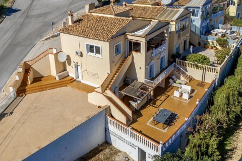 Villa for sale in Calpe, Alicante, Spain 3 bedrooms, 145 sq.m. No. 180899 - photo 2