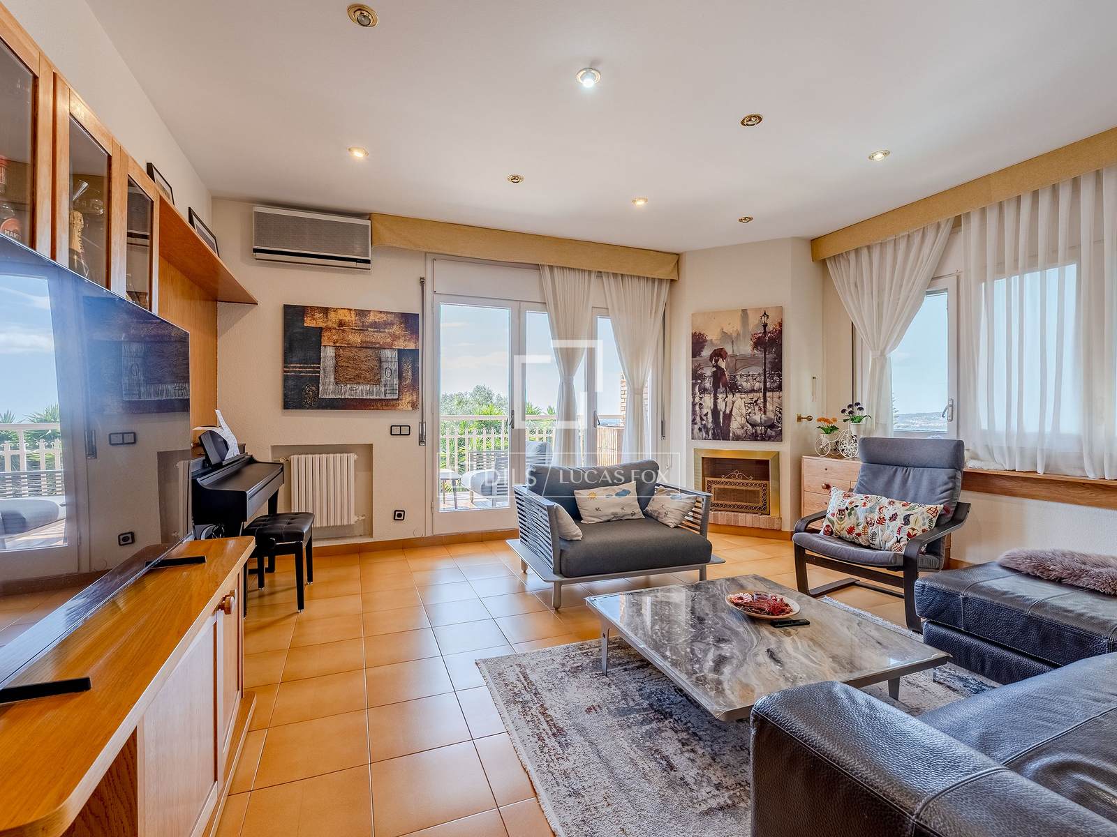 Villa a Sant Just Desvern, Barcelona, Spagna 5 camere da letto, 378 mq. N° 167975