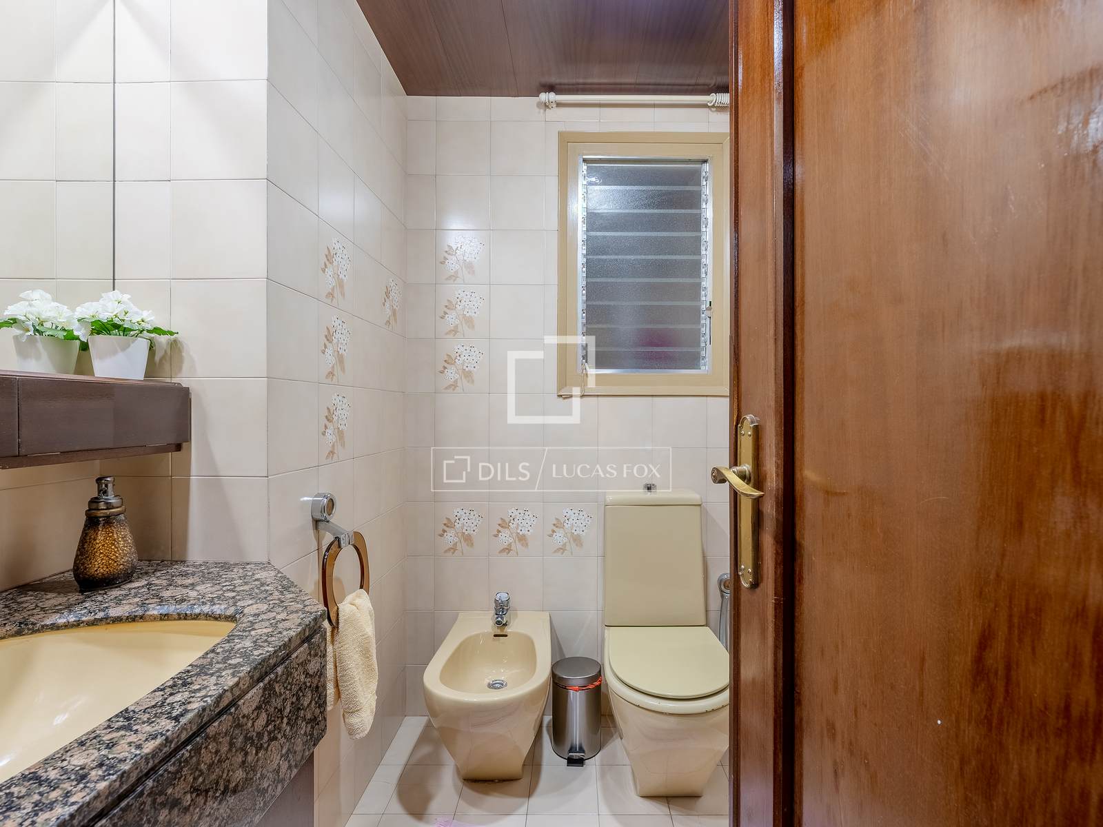 Villa a Sant Just Desvern, Barcelona, Spagna 5 camere da letto, 378 mq. N° 167975