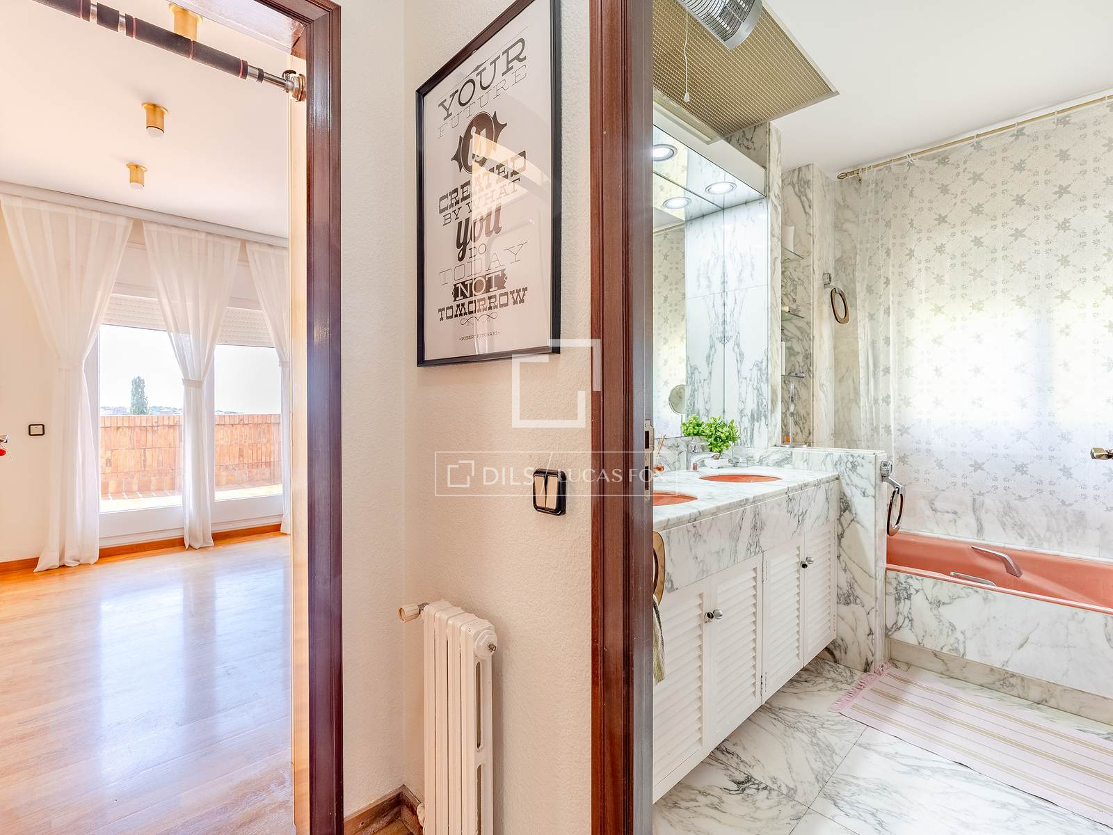 Villa a Sant Just Desvern, Barcelona, Spagna 5 camere da letto, 378 mq. N° 167975