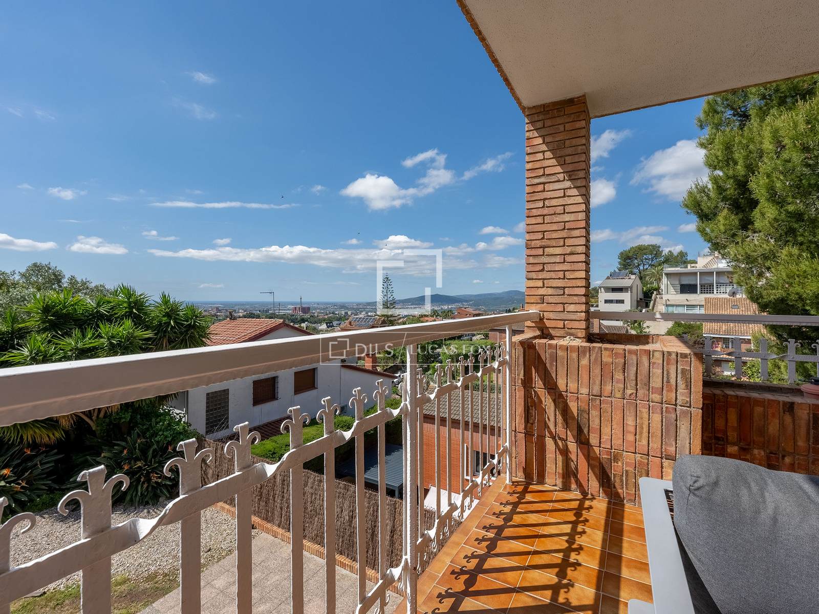 Villa a Sant Just Desvern, Barcelona, Spagna 5 camere da letto, 378 mq. N° 167975
