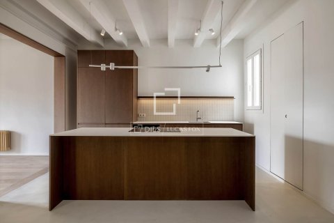 Apartment in Barcelona, Spain 3 bedrooms, 140 sq.m. No. 167974