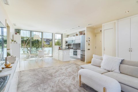 Apartment for sale in Barcelona, Spain 2 bedrooms, 82 sq.m. No. 167978 - photo 4