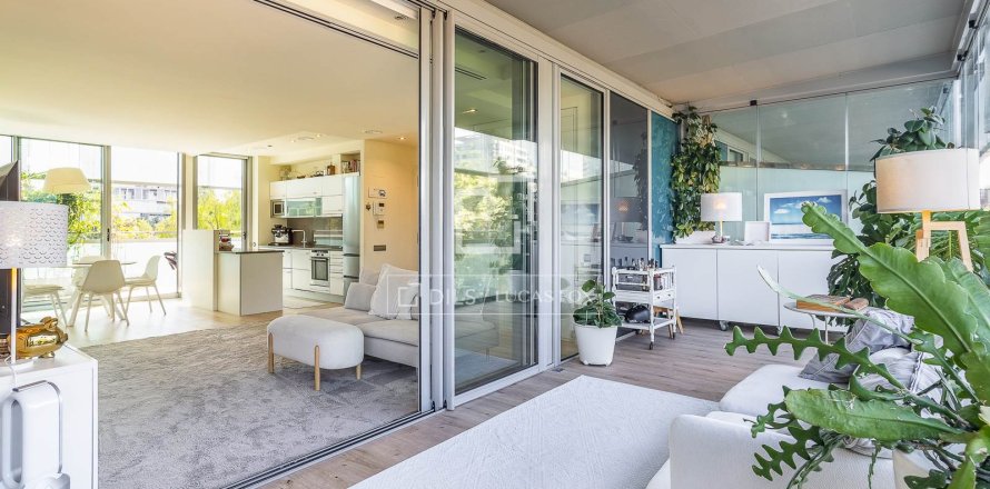 Apartment in Barcelona, Spain 2 bedrooms, 82 sq.m. No. 167978