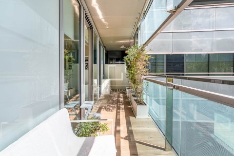 Apartment for sale in Barcelona, Spain 2 bedrooms, 82 sq.m. No. 167978 - photo 27