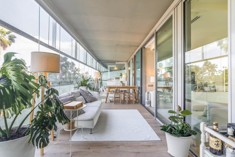 Apartment for sale in Barcelona, Spain 2 bedrooms, 82 sq.m. No. 167978 - photo 2