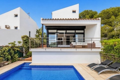 Villa à Sitges, Barcelona, Espagne 4 chambres, 252 m2 No. 167977