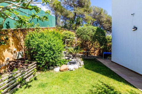 Villa à vendre à Sitges, Barcelona, Espagne, 4 chambres, 252 m2 No. 167977 - photo 13