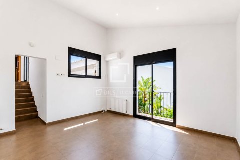 Villa à vendre à Sitges, Barcelona, Espagne, 4 chambres, 252 m2 No. 167977 - photo 16