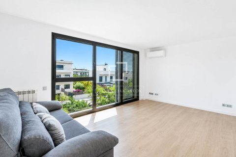 Villa à vendre à Sitges, Barcelona, Espagne, 4 chambres, 175 m2 No. 167973 - photo 24