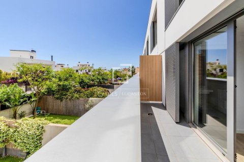 Villa à vendre à Sitges, Barcelona, Espagne, 4 chambres, 175 m2 No. 167973 - photo 17