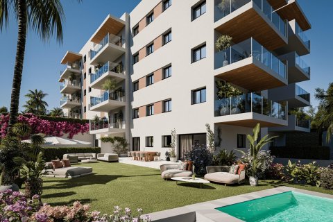 Apartamento en venta en Estepona, Málaga, España 2 dormitorios, 95 m2 No. 169761 - foto 2