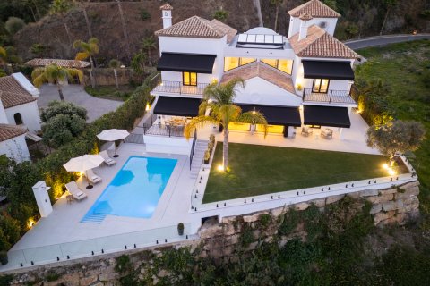 Villa for sale Benahavis, Malaga, Spain 5 bedrooms, 478 sq.m. No. 135480 - photo 24