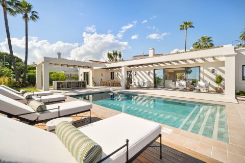 Willa w Marbella, Malaga, Hiszpania 4 sypialnie, 241 mkw. nr 135479 – zdjęcie 25