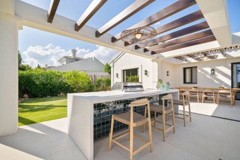 Willa w Marbella, Malaga, Hiszpania 4 sypialnie, 241 mkw. nr 135479 – zdjęcie 26