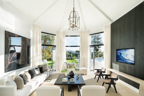 Willa w Marbella, Malaga, Hiszpania 5 sypialni, 553 mkw. nr 158259 – zdjęcie 3