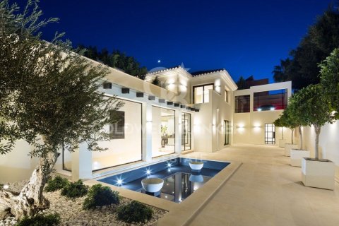 Willa w Marbella, Malaga, Hiszpania 5 sypialni, 553 mkw. nr 158259 – zdjęcie 2