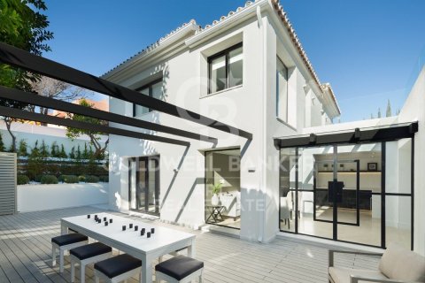 Willa w Marbella, Malaga, Hiszpania 5 sypialni, 553 mkw. nr 158259 – zdjęcie 18