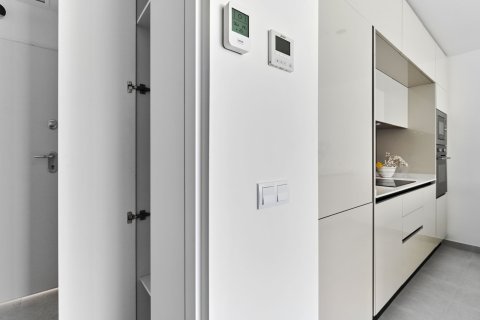 Bungalow for sale in Torrevieja, Alicante, Spain 2 bedrooms,  No. 156618 - photo 25