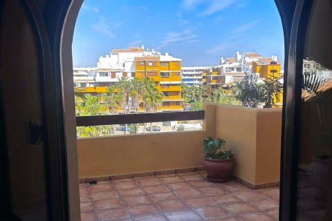 Huoneisto myytävänä Punta Prima, Alicante, Espanja, 2 makuuhuonetta, 156 m2 No. 190241 - kuva 19