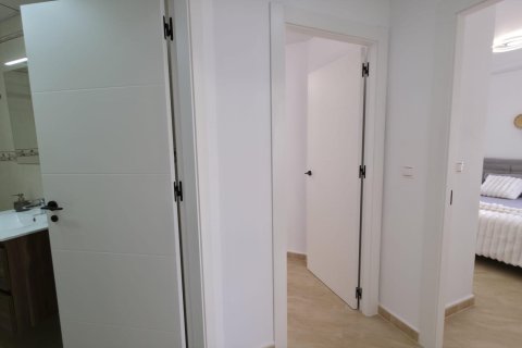 Wohnung zum Verkauf in Torrevieja, Alicante, Spanien 3 Schlafzimmer, 79 m2 Nr. 190247 - Foto 15