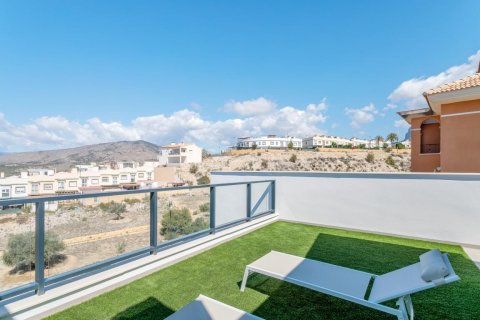 Villa pārdošanā Finestrat, Alicante, Spānijā 3 istabas, 198 m2 Nr. 99273 - attēls 18