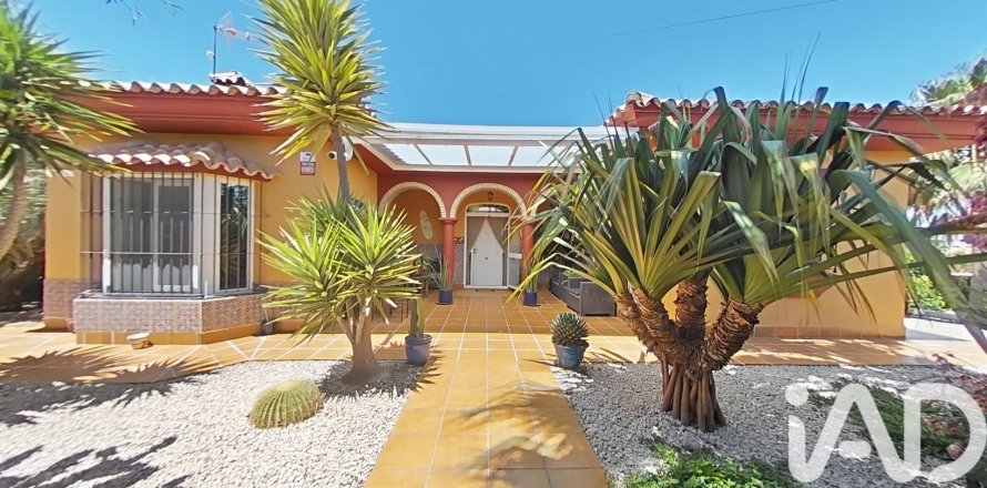 Сasa en Chiclana de la Frontera, Cádiz, España 3 dormitorios, 207 m2 No. 188376