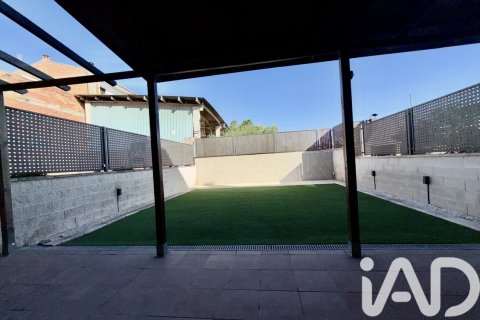 Townhouse for sale in Balaguer, Lleida, Spain 5 bedrooms, 265 sq.m. No. 188373 - photo 6
