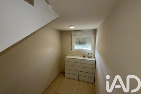 Townhouse for sale in Balaguer, Lleida, Spain 5 bedrooms, 265 sq.m. No. 188373 - photo 19