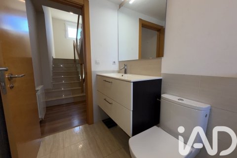 Townhouse for sale in Balaguer, Lleida, Spain 5 bedrooms, 265 sq.m. No. 188373 - photo 21