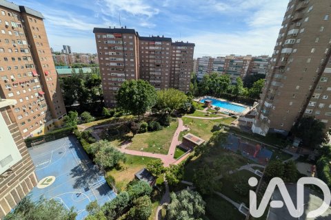 Продажа квартиры в Мадрид, Испания 3 спальни, 118м2 №188374 - фото 5