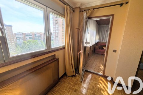Продажа квартиры в Мадрид, Испания 3 спальни, 118м2 №188374 - фото 16
