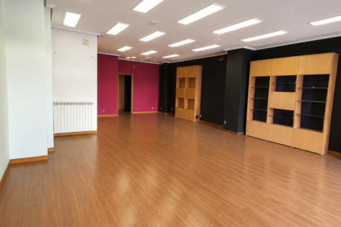 Commercial property à vendre à Leon, Espagne, 85 m2 No. 188370 - photo 8