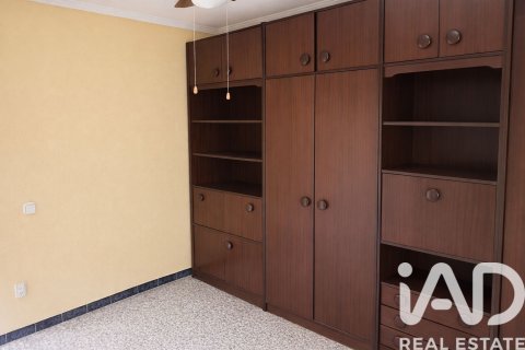 Продажа дома в Дос Германас, Севилья, Испания 4 спальни, 137м2 №173012 - фото 9