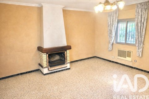 Продажа дома в Дос Германас, Севилья, Испания 4 спальни, 137м2 №173012 - фото 5