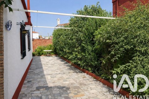 Продажа дома в Дос Германас, Севилья, Испания 4 спальни, 137м2 №173012 - фото 3