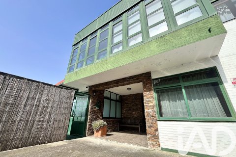 Casa in vendita a Mugardos, A Coruna, Spagna 15 camere da letto, 424 mq. N° 173011 - foto 2