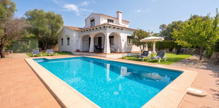 Casa a Es Castell, Menorca, Spagna 3 camere da letto, 162 mq. N° 195911