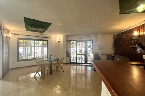 Cafe / restaurant for sale in Cala Millor, Mallorca, Spain 150 sq.m. No. 195910 - photo 5