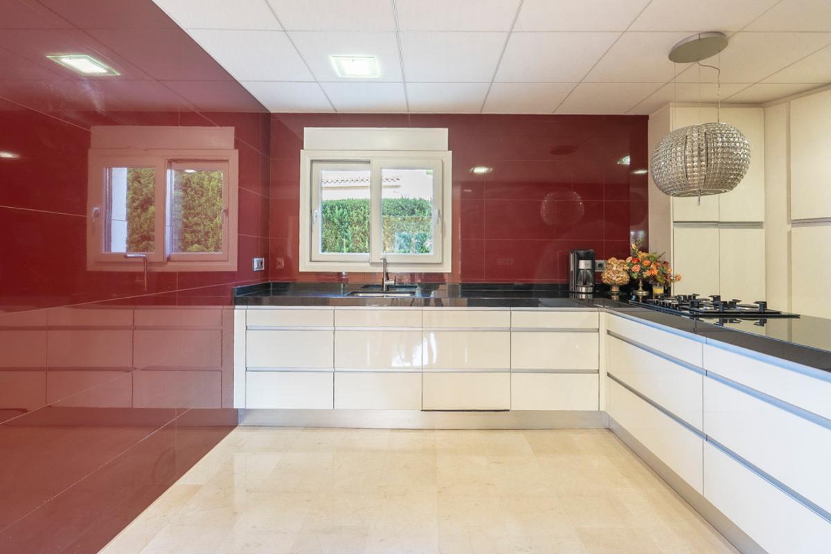 Villa in Benissa, Alicante, Spanien 4 Schlafzimmer, 464 m2 Nr. 80572
