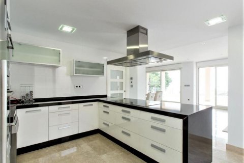 Villa for sale Moraira, Alicante, Spain 4 bedrooms, 559 sq.m. No. 80571 - photo 8