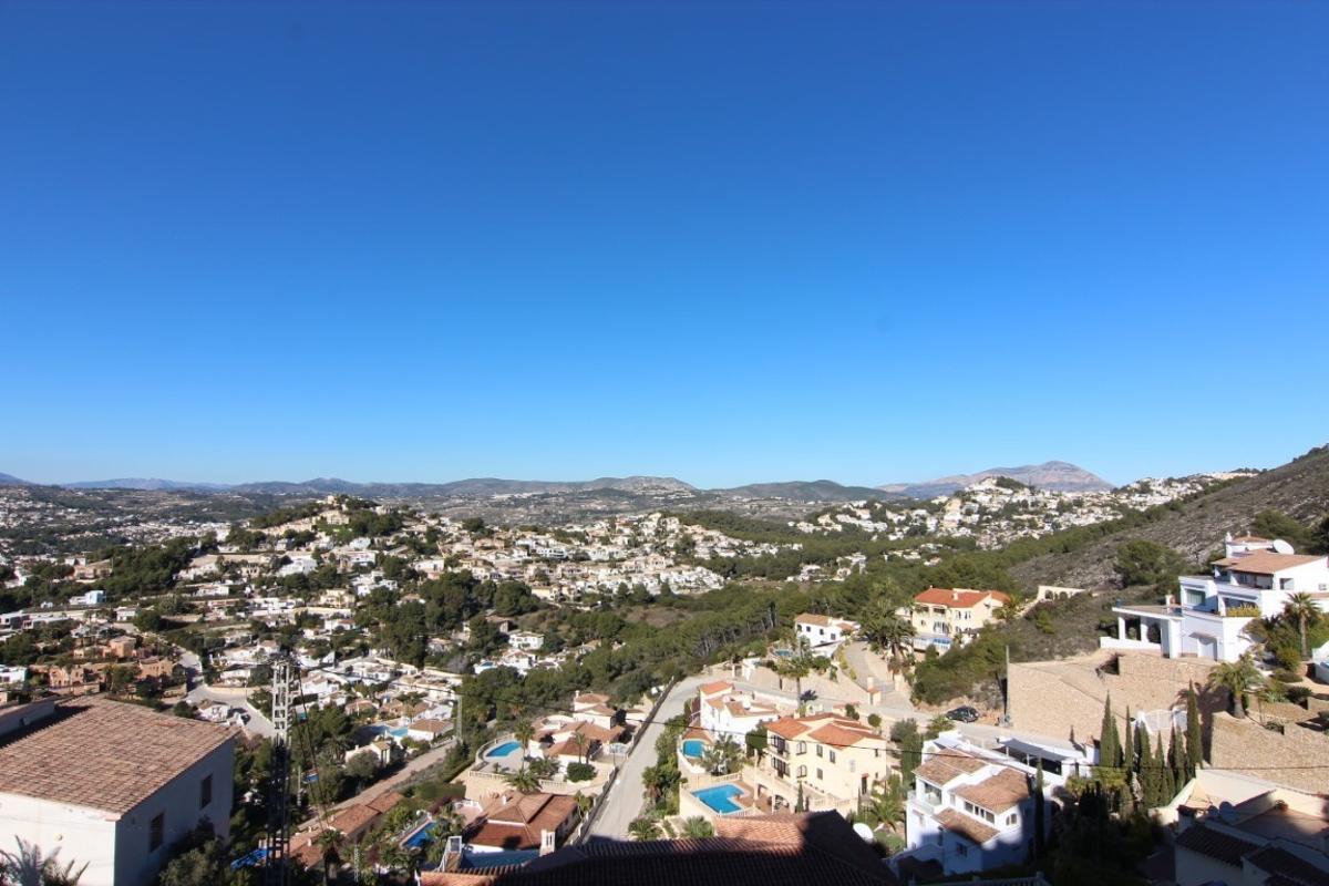 Villa a Moraira, Alicante, Spagna 4 camere da letto, 400 mq. N° 80577