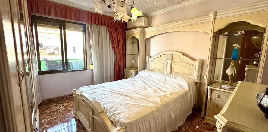Apartment in Alicante, Spain 83 sq.m. No. 183096
