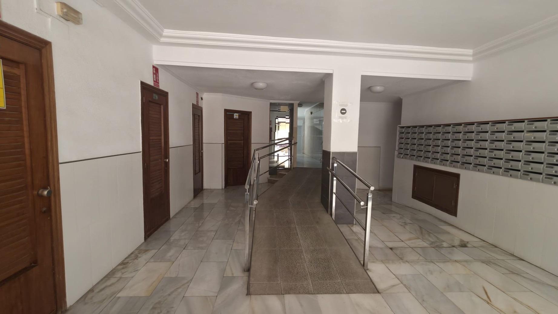 Appartamento a Torrevieja, Alicante, Spagna 3 camere da letto, 86 mq. N° 183098